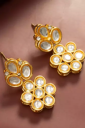 Floral stone stud earrings