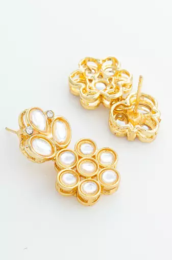 Floral stone stud earrings