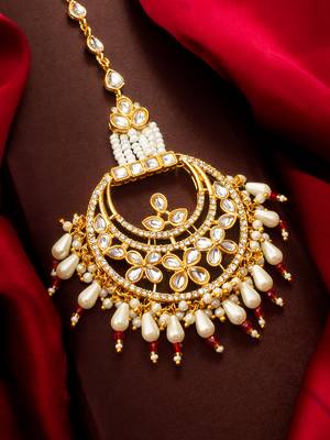 Pearl cascade kundan maang tikka 2