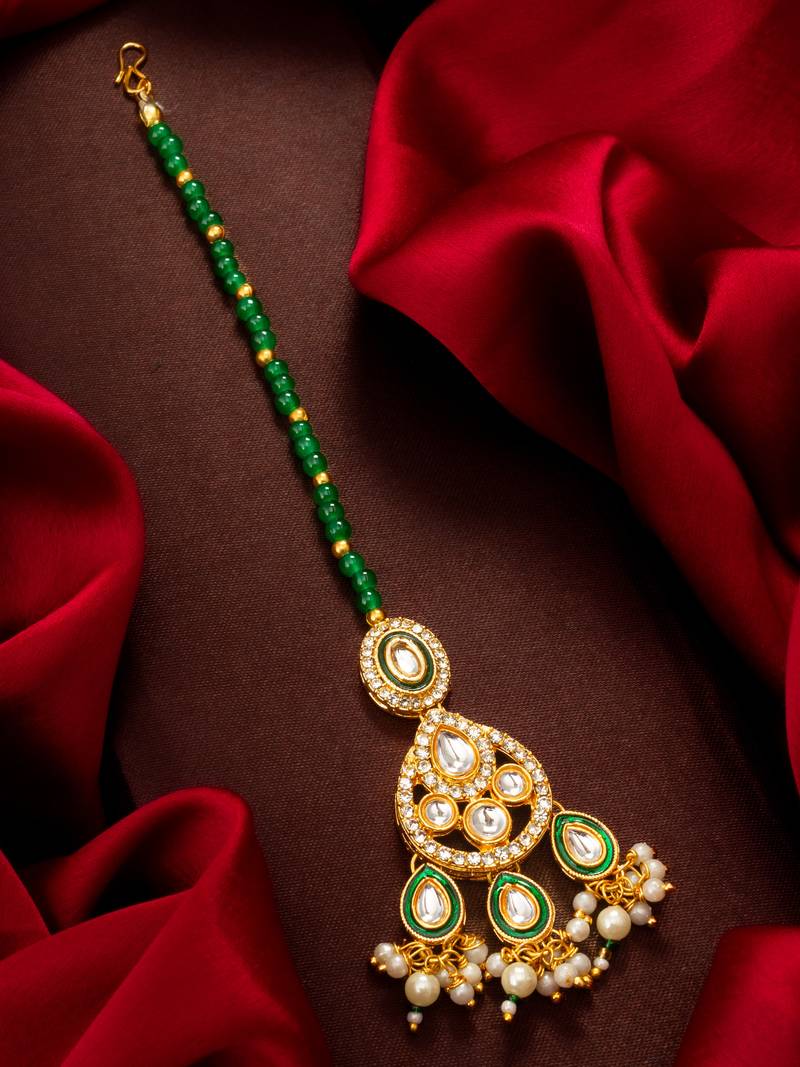 Green chandbali kundan maang tikka