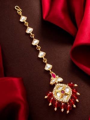 Red hexagon kundan maang tikka 1