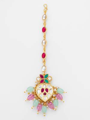 Heart kundan pastel maang tikka 3