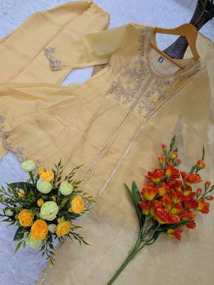  yellow crunchy silk blend embroidered kurta palazzo set with dupatta  2