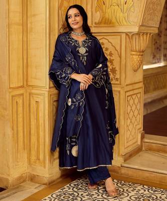  blue chanderi silk blend embroidered flared kurta set with dupatta 5