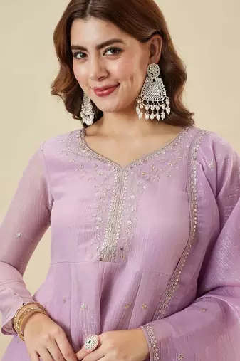  lavender crunchy silk blend embroidered kurta palazzo set with dupatta 