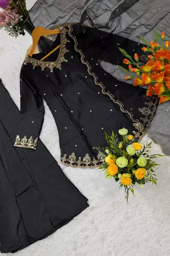 Women's black embroidered crepe kurta set with palazzo