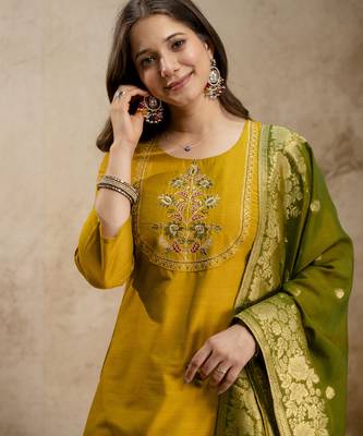  mustard silk blend embroidered kurta set women with dupatta pant 5