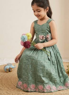  kids girls lavender crinkled silk ethnic gown with floral border and waist bow accent 2