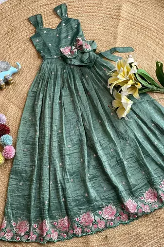  kids girls lavender crinkled silk ethnic gown with floral border and waist bow accent