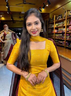 New Maroon and Yellow Banarasi Silk Half Saree Lehenga Choli with Dupatta 3