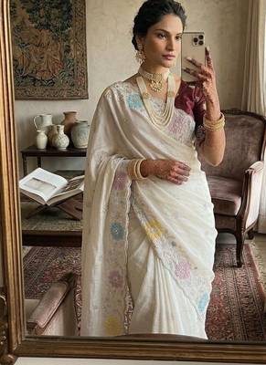 White Color embroidery sequence work Silk Blend Saree 2