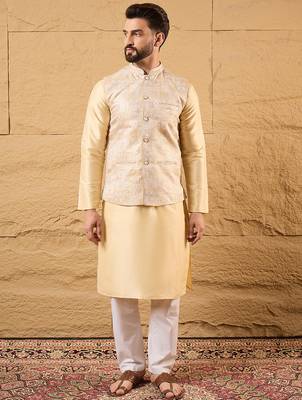 Mens cream silk blend woven design mandarin collar koti 5