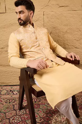 Mens yellow silk blend woven design mandarin collar koti