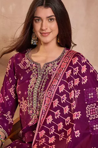 Womens purple silk blend ethnic motifs printed straight kurta trouser with dupatta