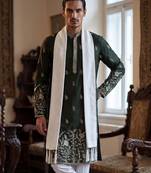 Men olive chanderi silk solid embroidered straight kurta trouser with dupatta