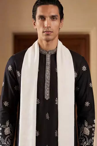 Men black silk blend solid embroidered straight kurta trouser with dupatta