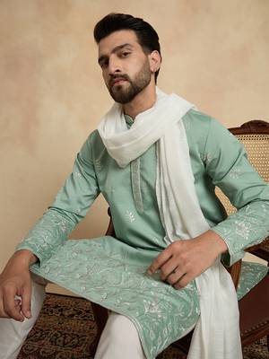 Men green silk blend solid embroidered straight kurta trouser with dupatta 2