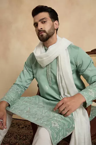 Men green silk blend solid embroidered straight kurta trouser with dupatta