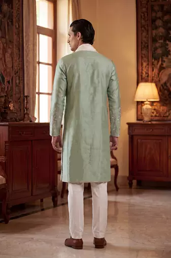 Men green silk blend solid embroidered straight kurta trouser with dupatta