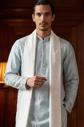 Men blue silk blend solid embroidered straight kurta trouser with dupatta