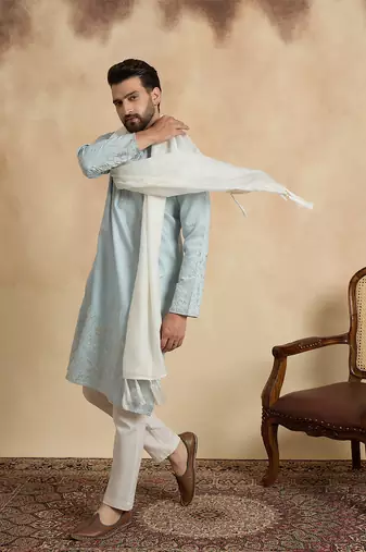 Men blue silk blend solid embroidered straight kurta trouser with dupatta
