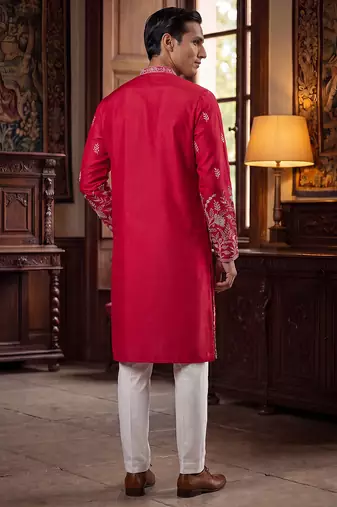 Men pink silk blend solid embroidered straight kurta trouser with dupatta