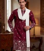 Men maroon silk blend solid embroidered straight kurta trouser with dupatta