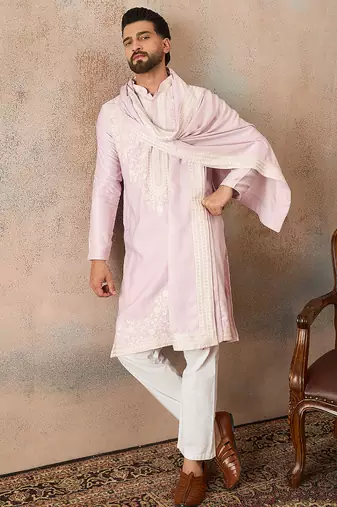 Men lavender silk blend solid embroidered straight kurta trouser with dupatta