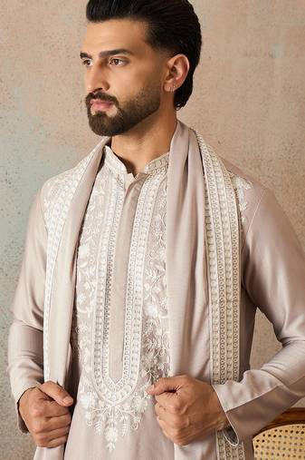 Men beige silk blend solid embroidered straight kurta trouser with dupatta