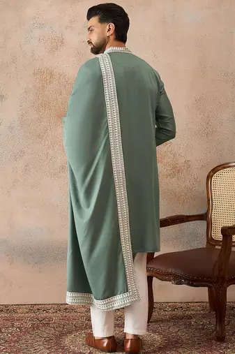 Men green silk blend solid embroidered straight kurta trouser with dupatta