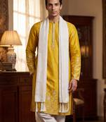 Men yellow chanderi silk solid embroidered straight kurta with dupatta