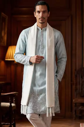 Men blue silk blend solid embroidered straight kurta with dupatta