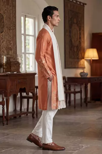 Men peach vartican solid embroidered straight kurta with dupatta
