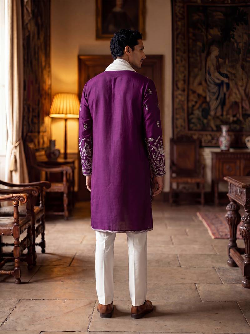 Men purple silk blend solid embroidered straight kurta with dupatta
