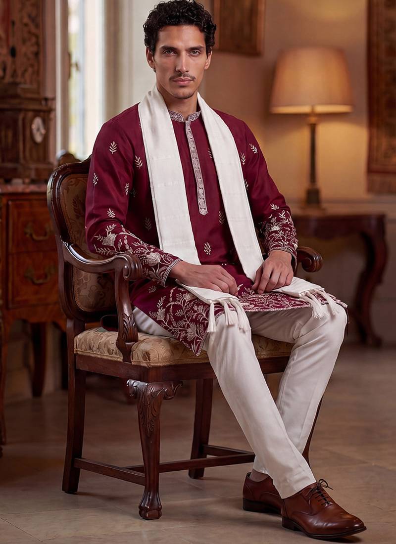 Men maroon silk blend solid embroidered straight kurta with dupatta