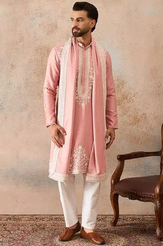 Men Pink silk blend solid embroidered straight kurta with dupatta