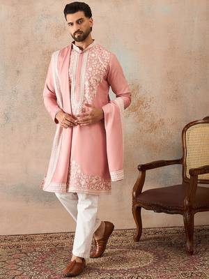 Men Pink silk blend solid embroidered straight kurta with dupatta 3