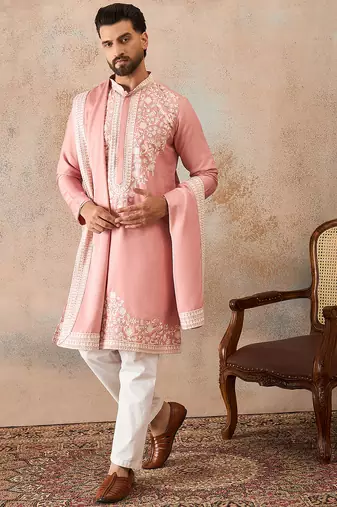 Men Pink silk blend solid embroidered straight kurta with dupatta