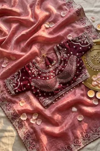 Light Pink Color Embroidery theard Work Sartin Saree