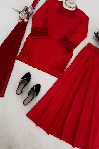 red silk blend salwar suit with dupatta