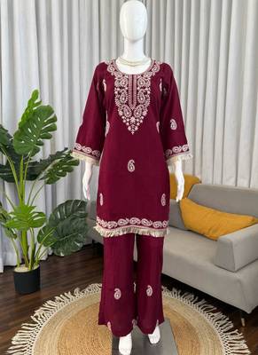 maroon rayon kurti bell bottom 2