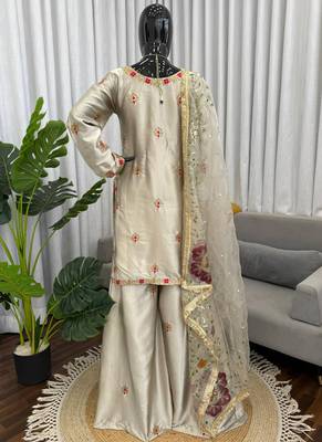 beige georgette salwar suit with dupatta 2