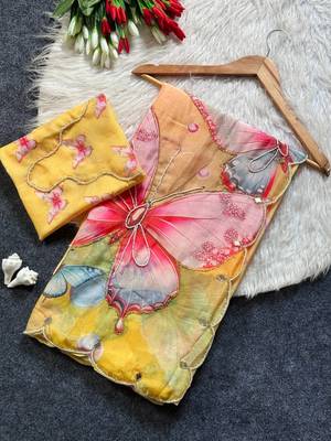 Yellow Color Digital Print And Real Mirror Work Silk Blend Saree 5