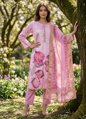 rose pink digital print rayon cotton suit set with organza dupatta 1