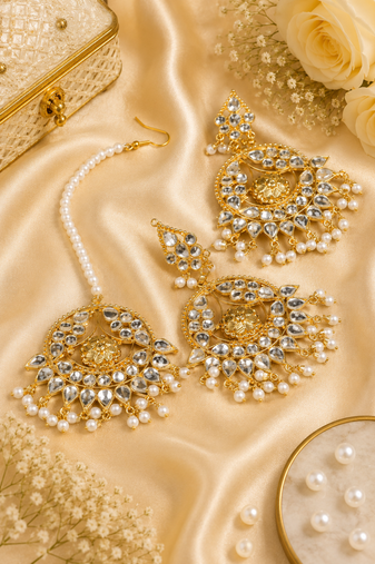 Elegant Kundan Chandbali Jewelry Set