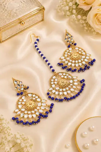 Traditional chandbali earrings set