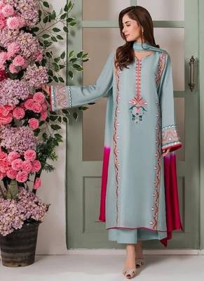 Women's light blue embroidered straight kurta with dupatta set 4