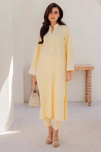 Women's pastel yellow straight kurta with pant
