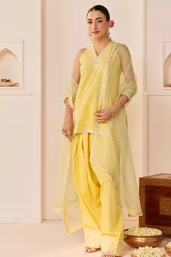 Lemon yellow embroidered chanderi silk kurta set