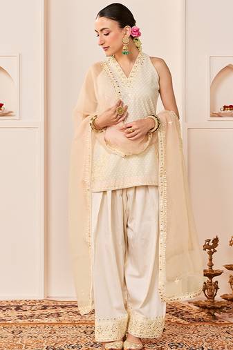 Daisy ivory embroidered chanderi silk kurta set